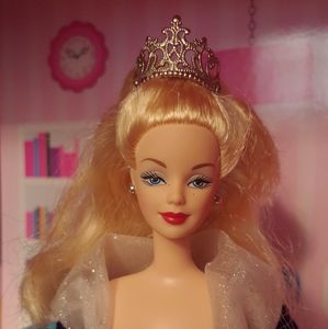 Millenium Princess Barbie Special Edition Swirl 2000